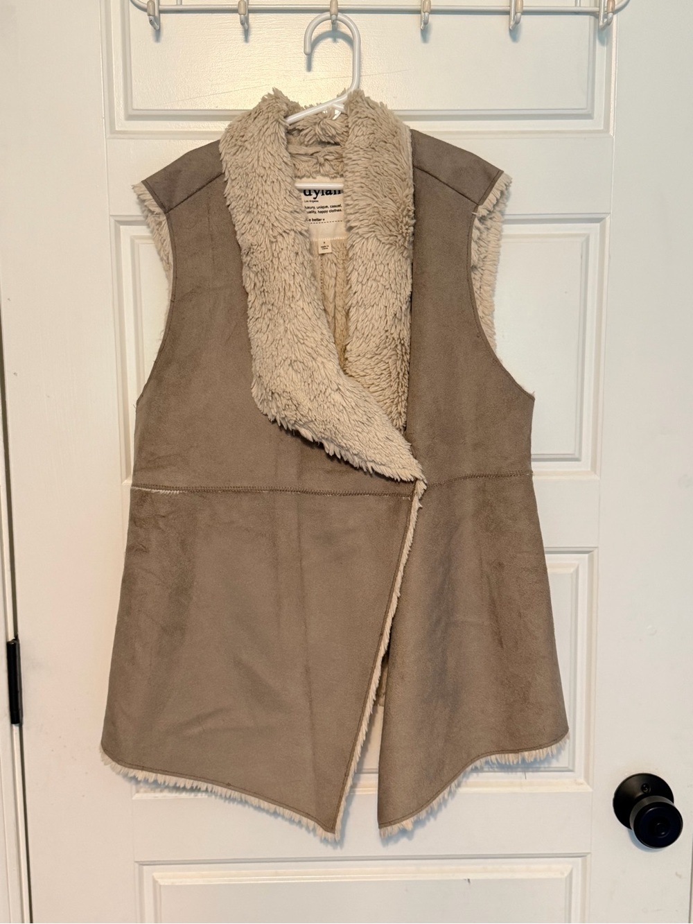 Dylan - Faux Suede Sleeveless Shearling Vest - Taupe